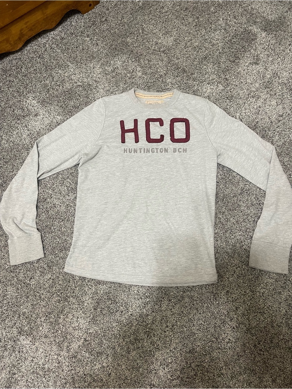 Hollister Light Gray Sweatshirt with Maroon Applique